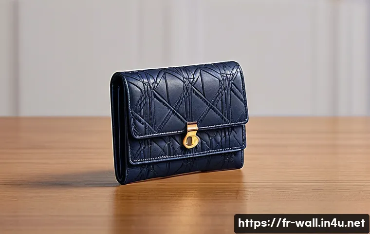 디올 오블리크 지갑의 활용법 - A compact luxury wallet made of soft, high-quality leather featuring the iconic Dior Oblique pattern...