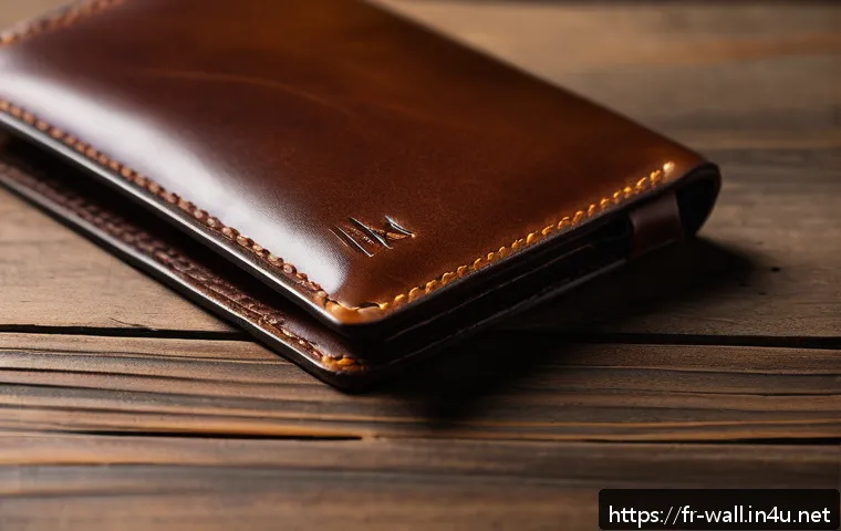 L L  빈 캔버스 지갑과 레더 지갑 비교 - A close-up, highly detailed image of a premium leather wallet made from L.L. leather, showcasing its...